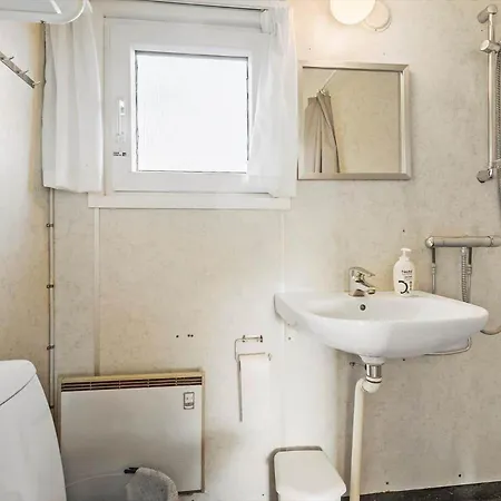 度假居 6611-allinge-madselokke-5-hus-43 *